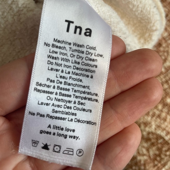 TNA The Iconic Hoodie - Cropped - XS - Off White/Cream - Picture 9 of 11